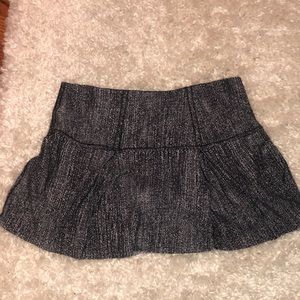 Lululemon skirt size 8